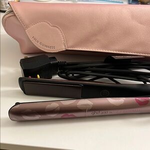 ghd Gold Pink Hair Straightener with heat resistant case